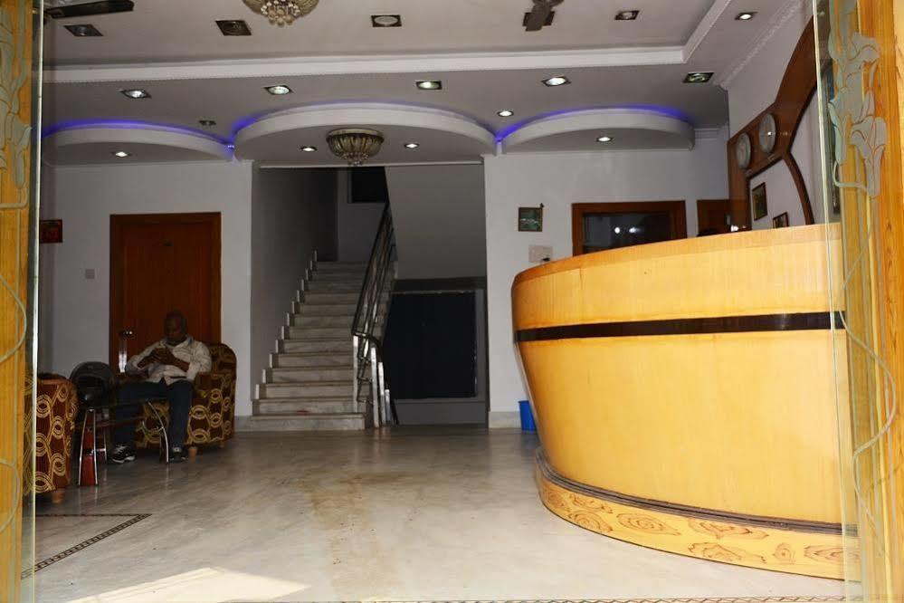 בודהגאיה Hotel Thai International מראה חיצוני תמונה