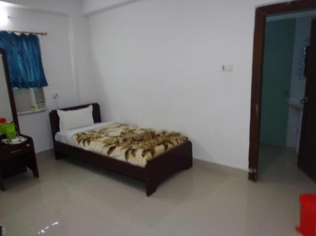 בודהגאיה Hotel Thai International מראה חיצוני תמונה